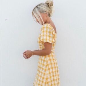 Solai the label orange yellow vintage vibes dress tags neuflora Sezane